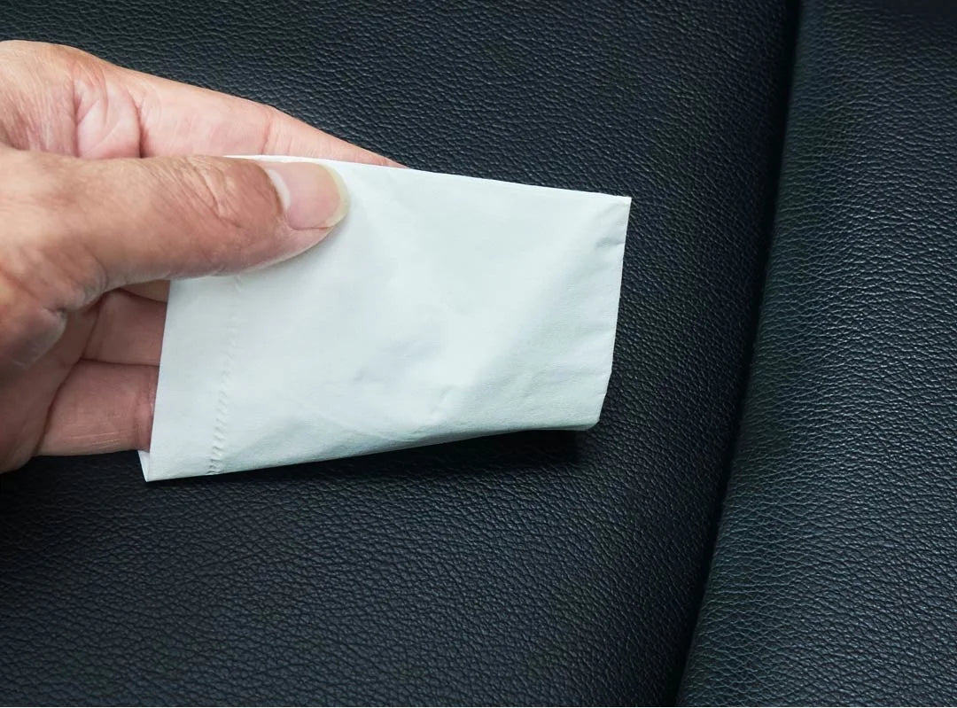300ML Car Plastic Leather Restorer Liquid HGKJ S3 Car Interior Seat Leather Care Repair Renovator Conditioner Automotive Product